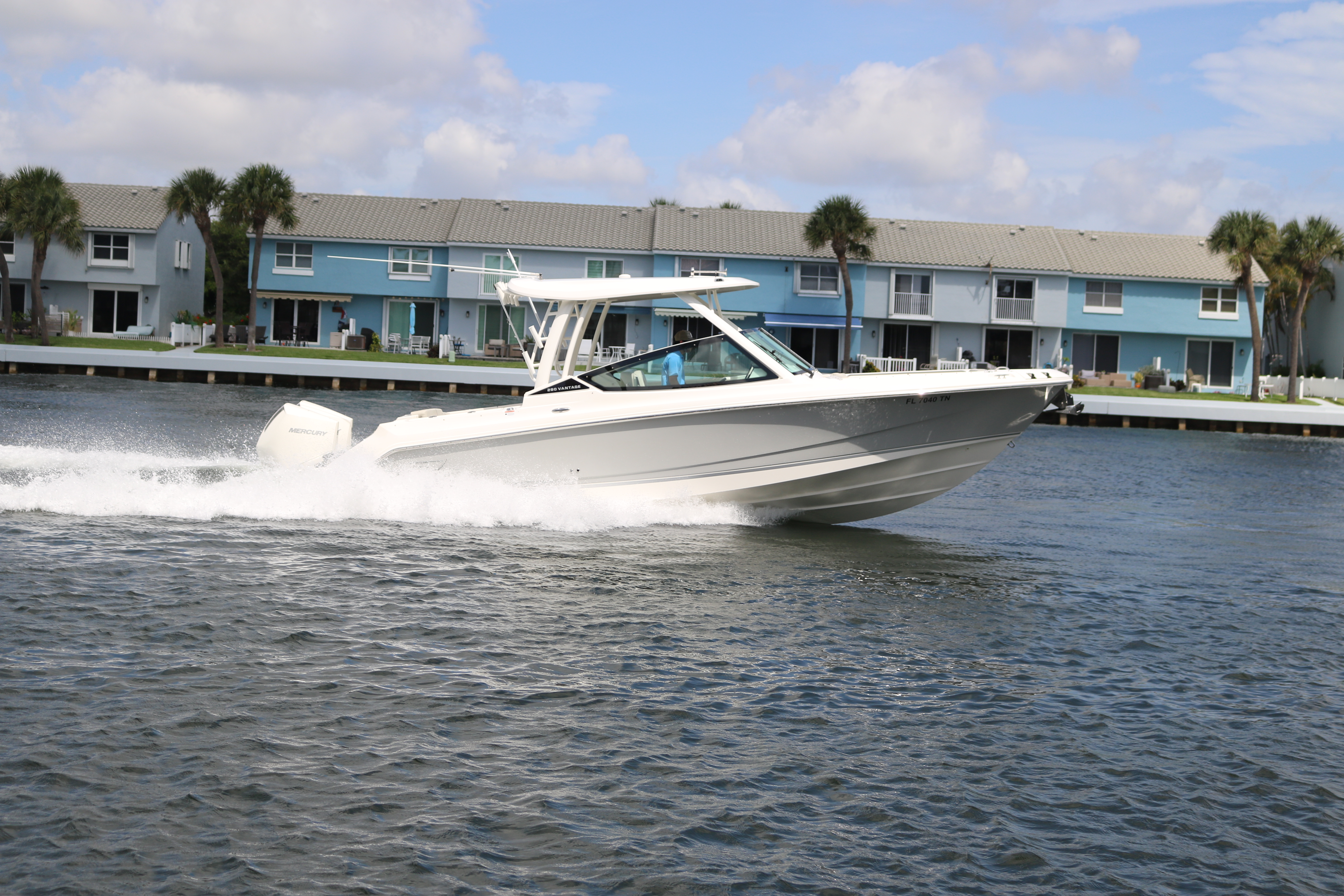 2023 Boston Whaler 280 Vantage — photo 1